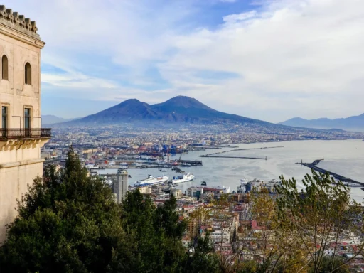 ナポリ・イタリアでの最高の活動と訪問地