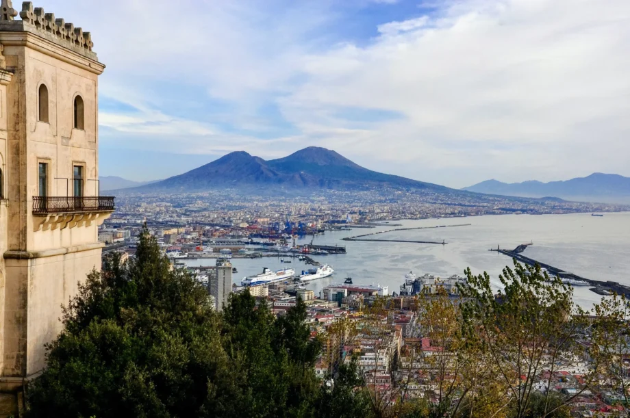 ナポリ・イタリアでの最高の活動と訪問地